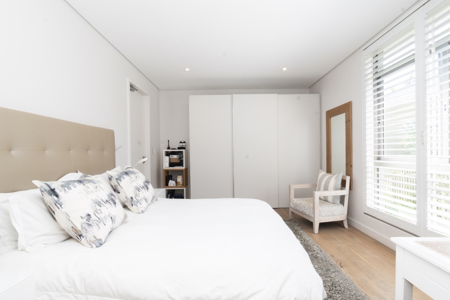 To Let 4 Bedroom Property for Rent in Camps Bay Western Cape